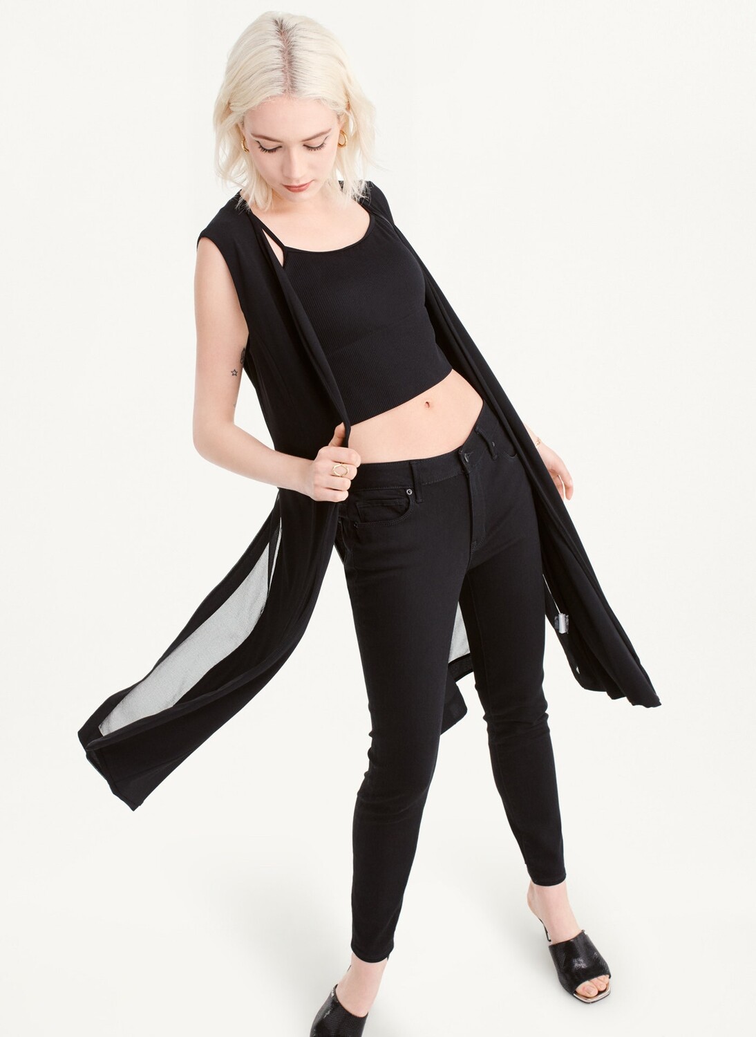 

Жилет с прозрачной спиной DKNY