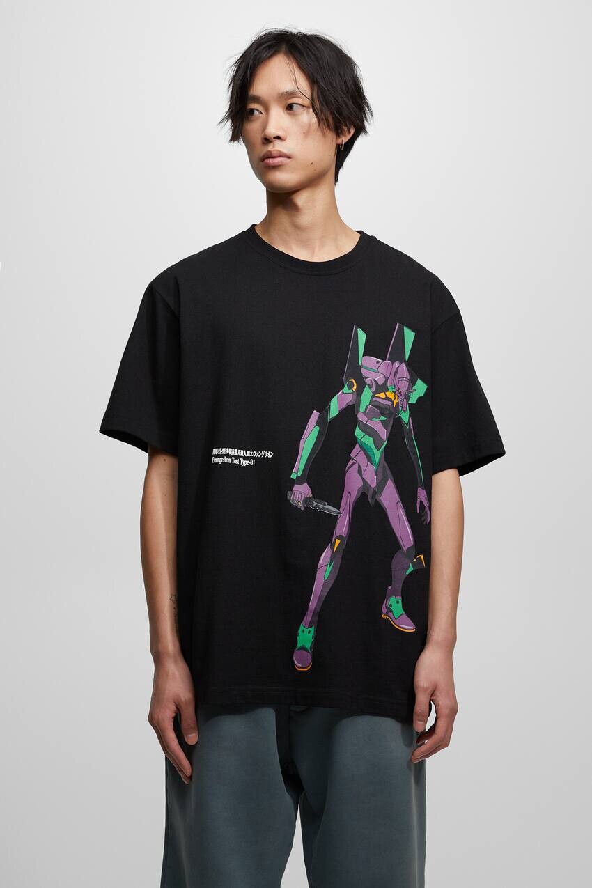 

Евангелион футболка Pull&Bear, черный