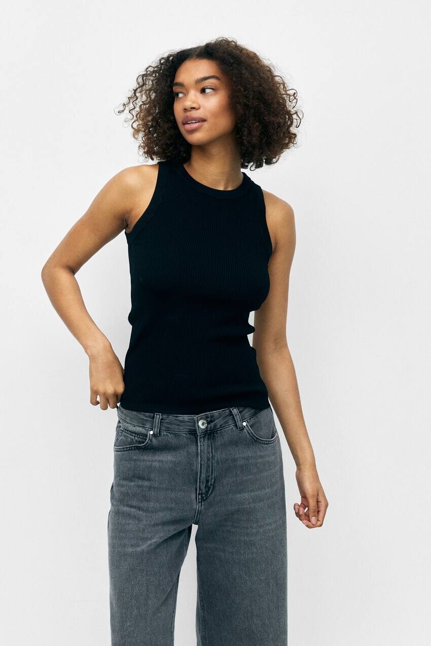 

Майка в рубчик Pull&Bear, черный