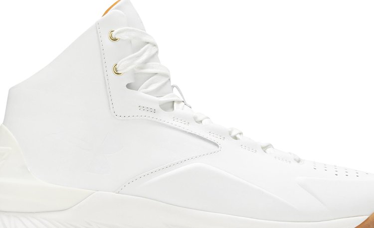 Under armour curry on sale 1 white women