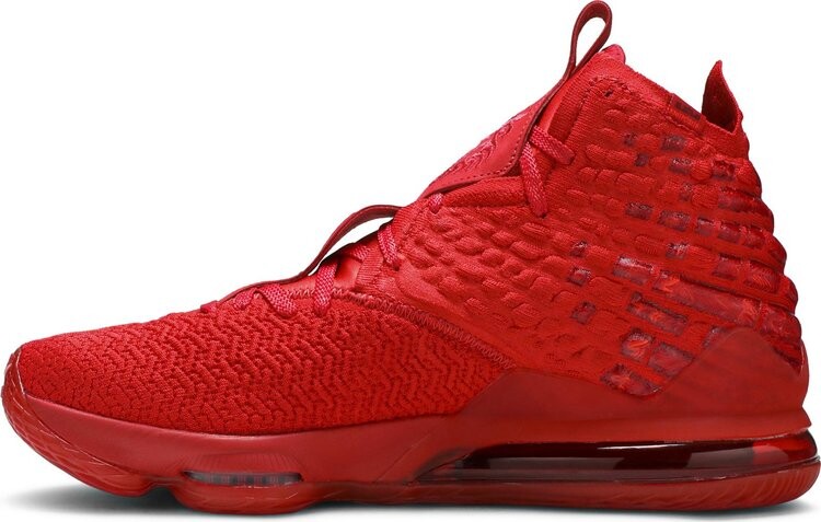 Lebron store red shoes