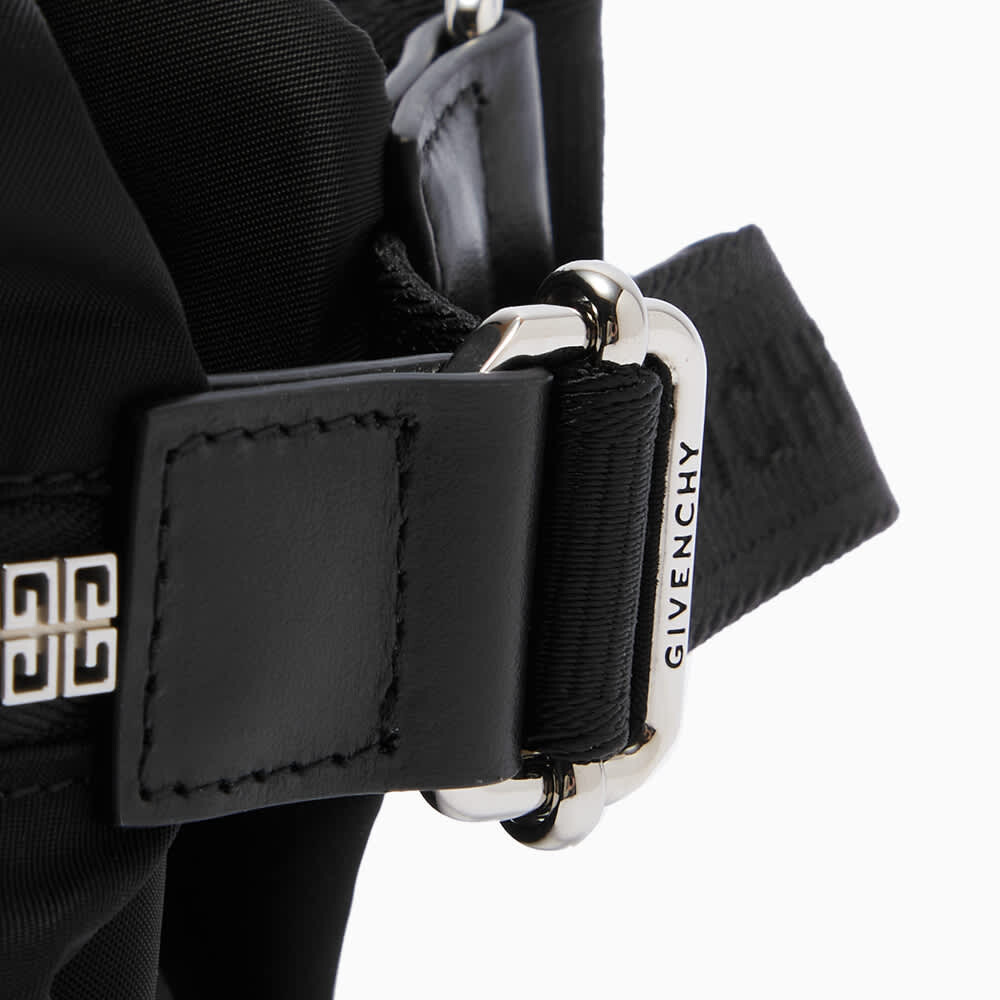 

Сумка Givenchy G-Zip Bumbag