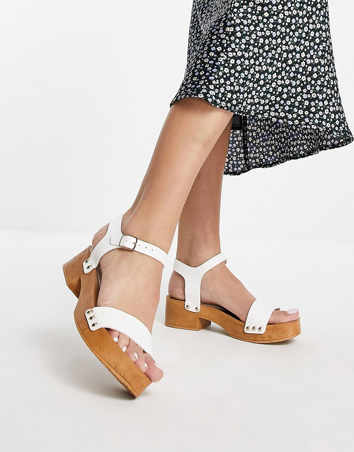 

Белые босоножки на среднем каблуке ASOS DESIGN Честно говоря