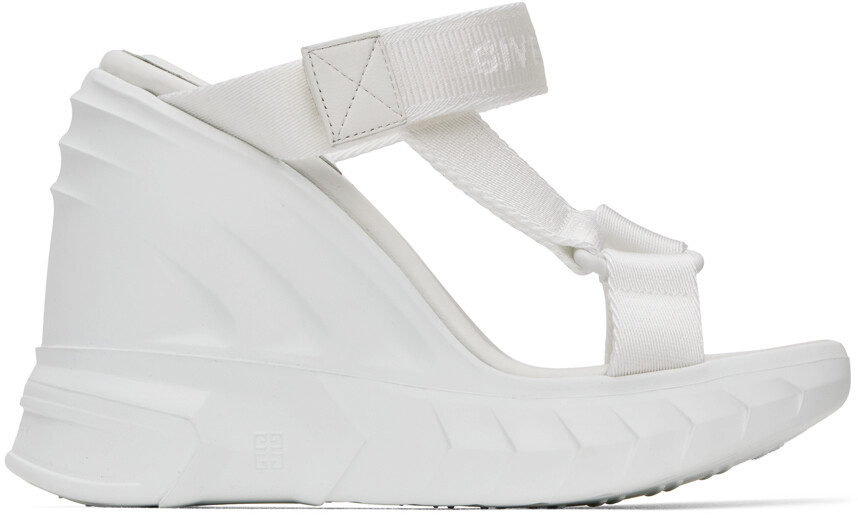 

Белые босоножки на танкетке Marshmallow Givenchy