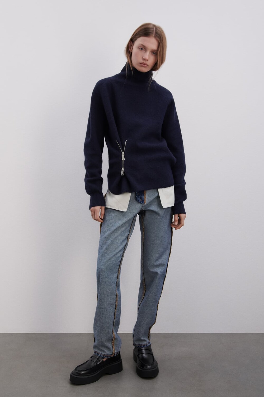 

Шерстяной свитер на молнии ZARA, темно-синий