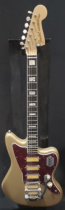 

Fender Gold Foil Jazzmaster 2023 Shoreline Gold В НАЛИЧИИ
