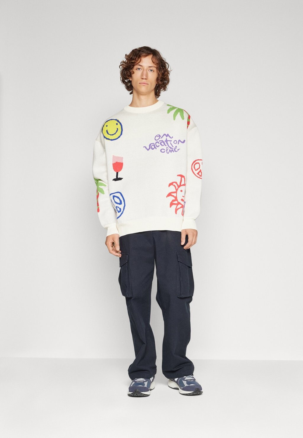 

Джерси On Vacation ТРИКОТАЖНЫЙ СВИТЕР ICON OVERSIZED, белый