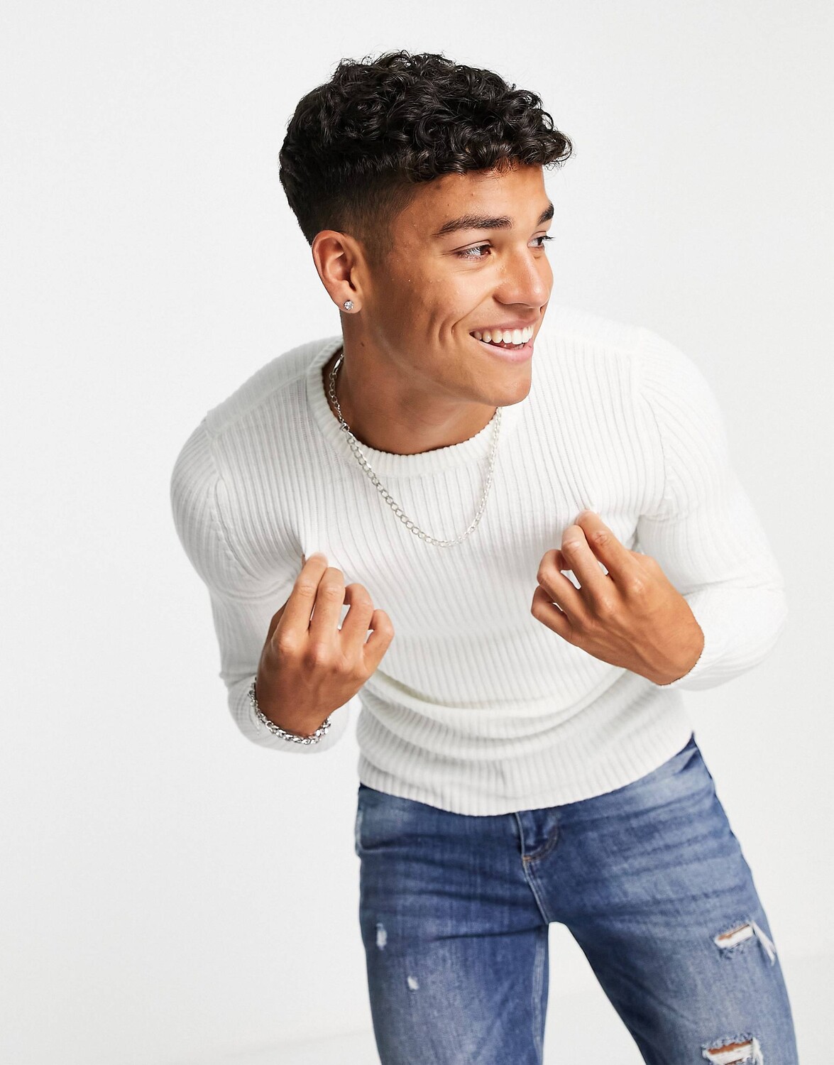 

Белый трикотажный джемпер в рубчик с круглым вырезом ASOS DESIGN