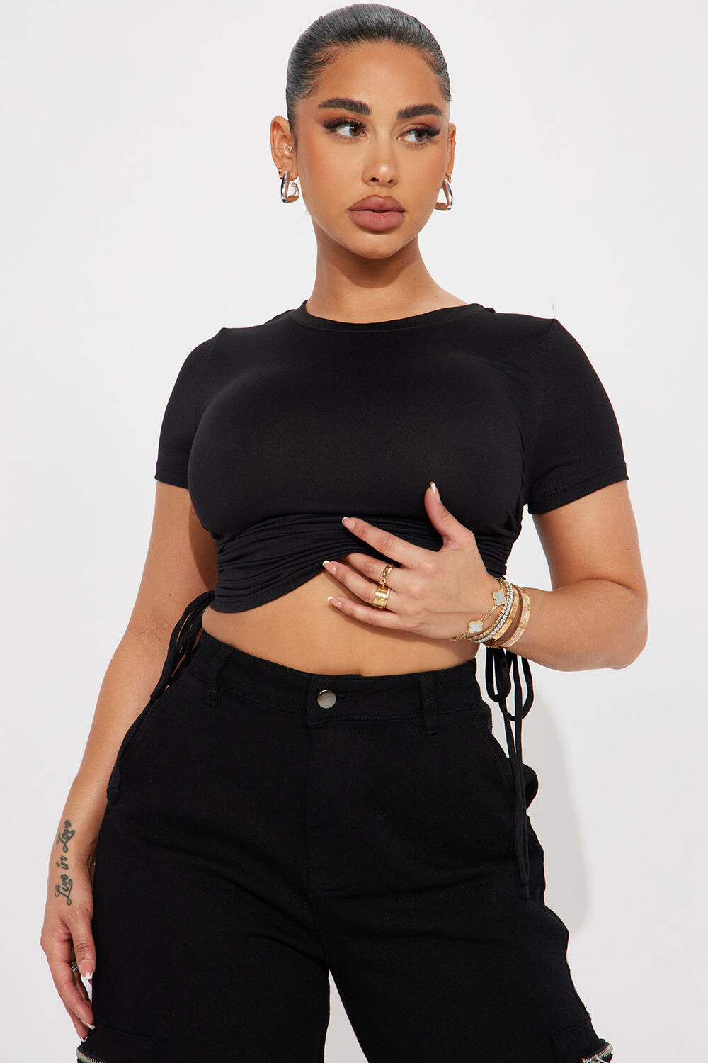 

Топ Fashion Nova IT90391, черный