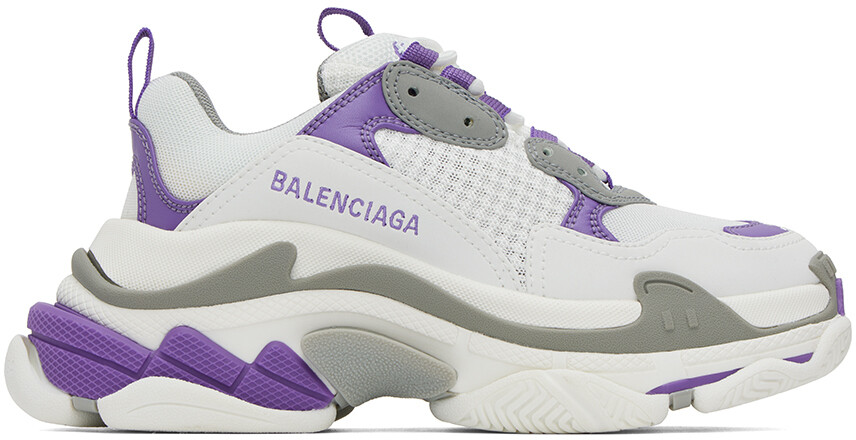 

Белые кроссовки Triple S Balenciaga