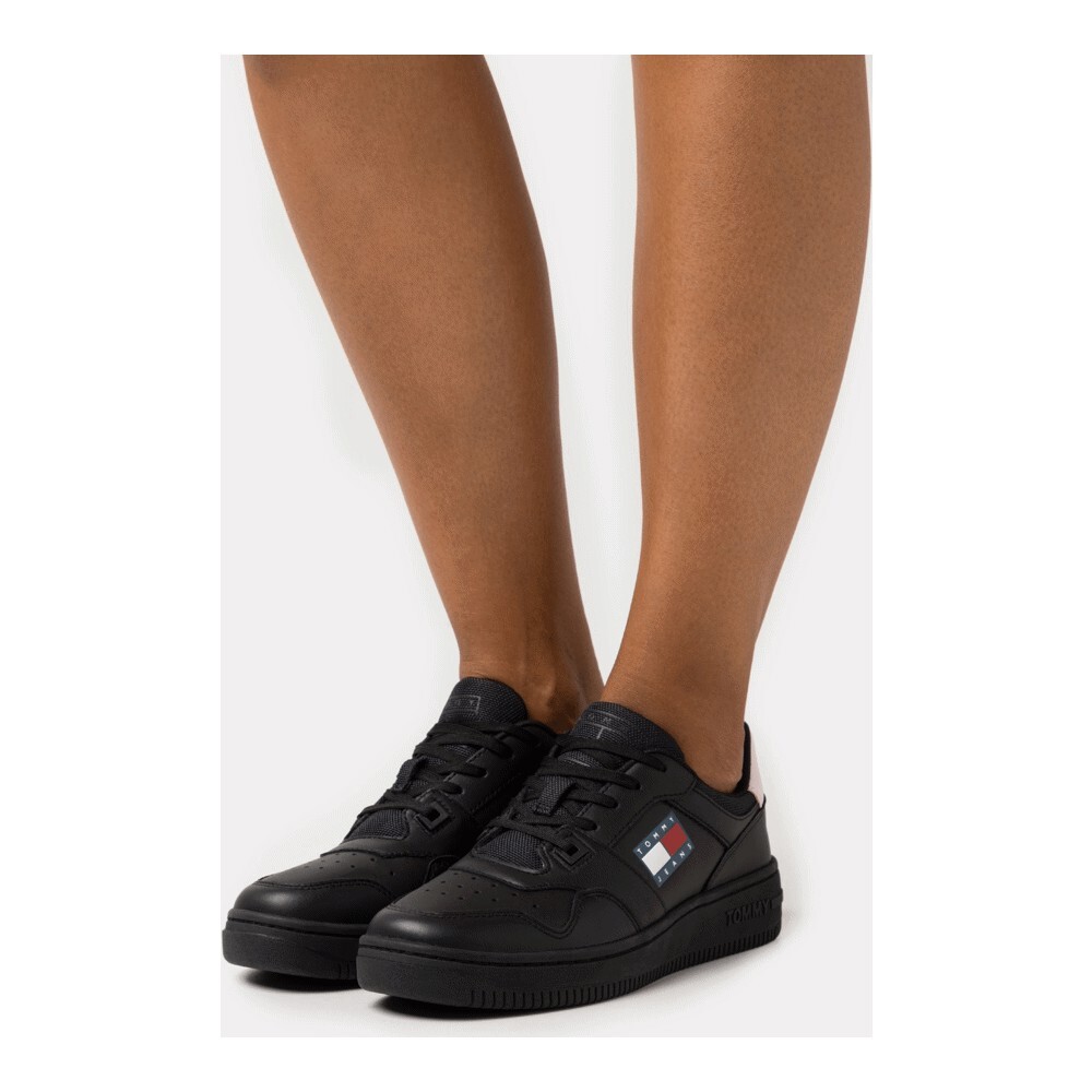 

Кроссовки Tommy Jeans Retro Basket , black/frosted pink