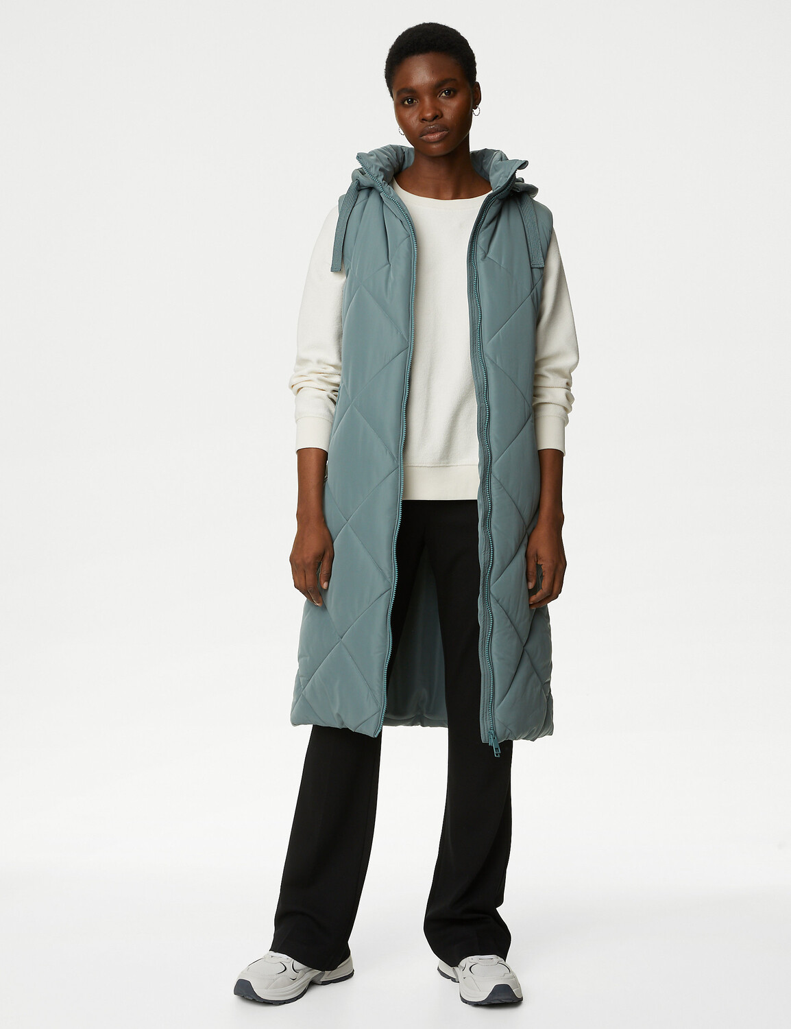 

Длинный жилет Thermowarmth из переработанного материала Marks & Spencer