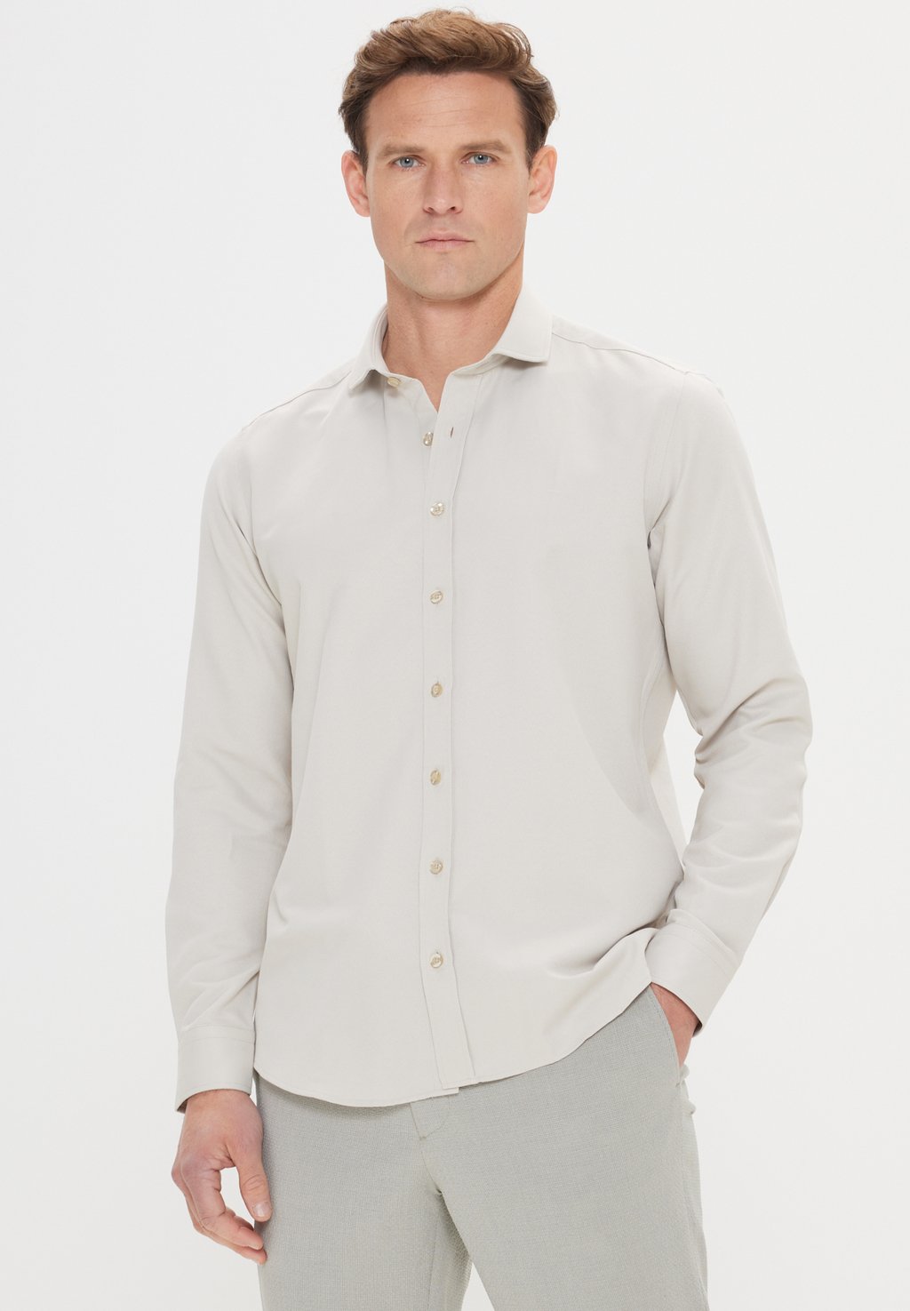 цена Рубашка AC&CO / ALTINYILDIZ CLASSICS, цвет Slim Fit Shirt