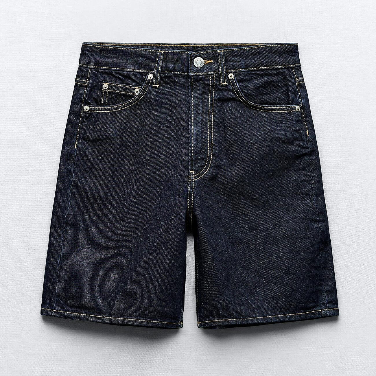 

Шорты Zara TRF Mid-rise Denim Bermuda, темно-синий
