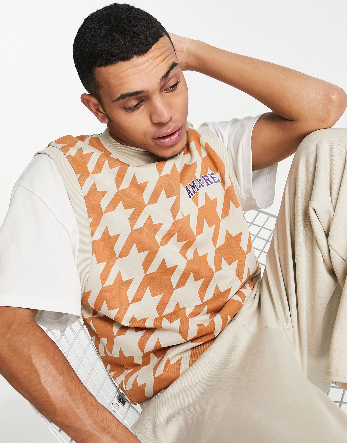 

Бежевая толстовка оверсайз без рукавов ASOS DESIGN co-ord с принтом в ломаную клетку, Бежевый