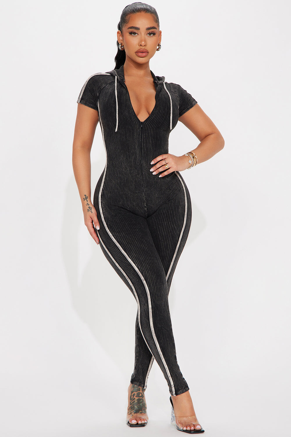 

Комбинезон Fashion Nova NMY42501, черный