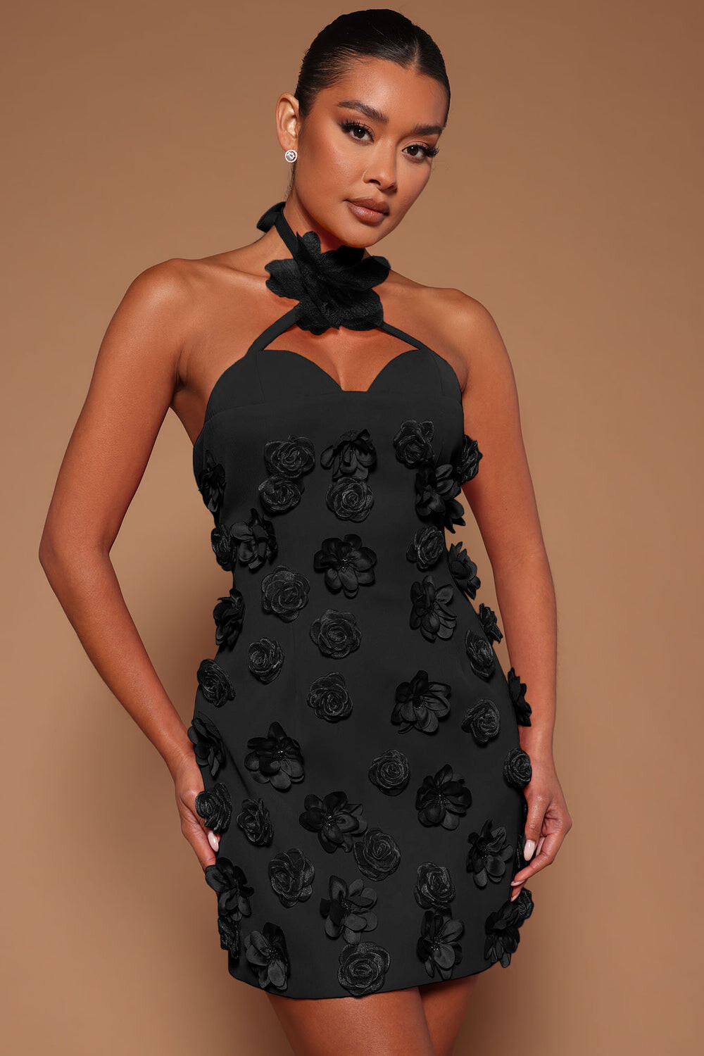 

Мини платье Fashion Nova GW22C1375, черный