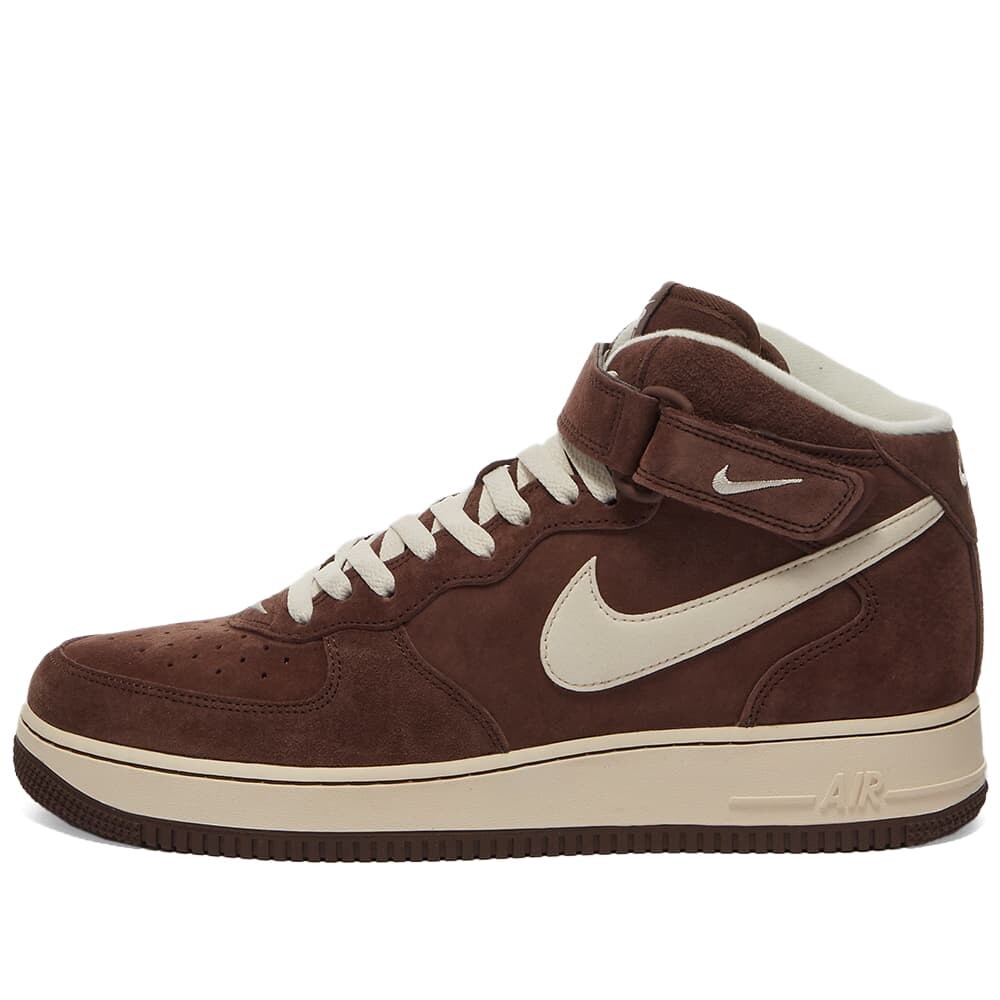 

Кроссовки Nike Air Force 1 Mid '07 Qs, темно-коричневый