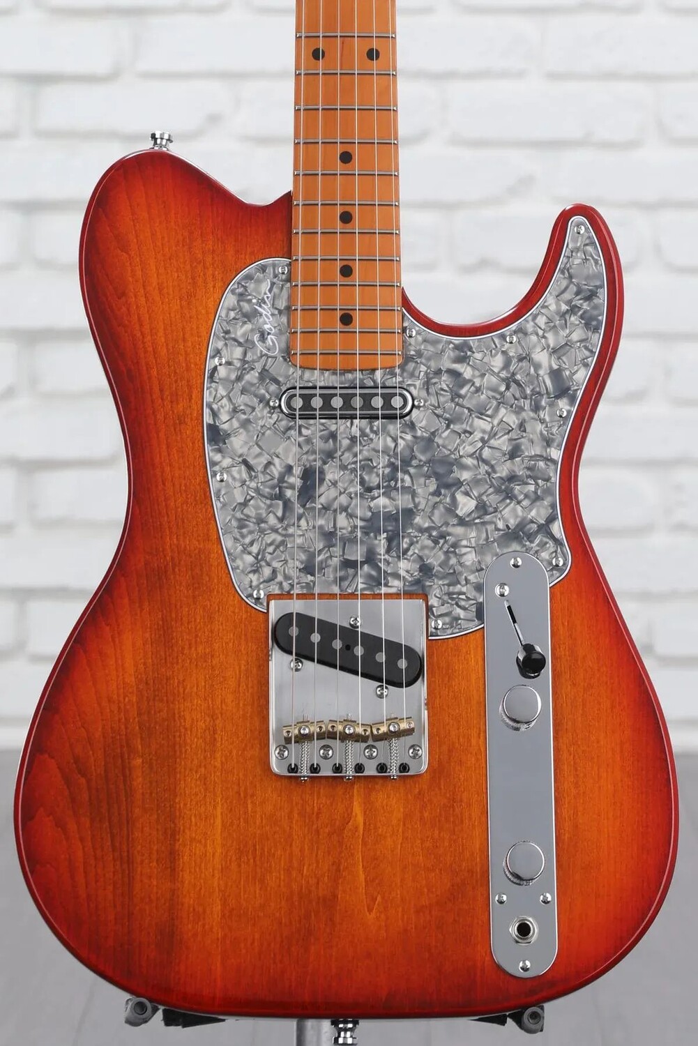 

Новая электрогитара Godin Stadium Pro — Sunset Burst с кленовым грифом