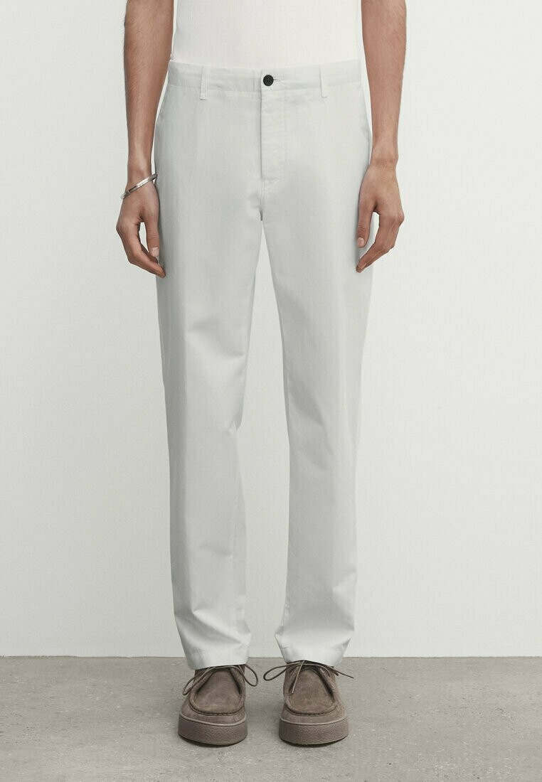 Чино TAPERED-FIT Massimo Dutti, цвет white