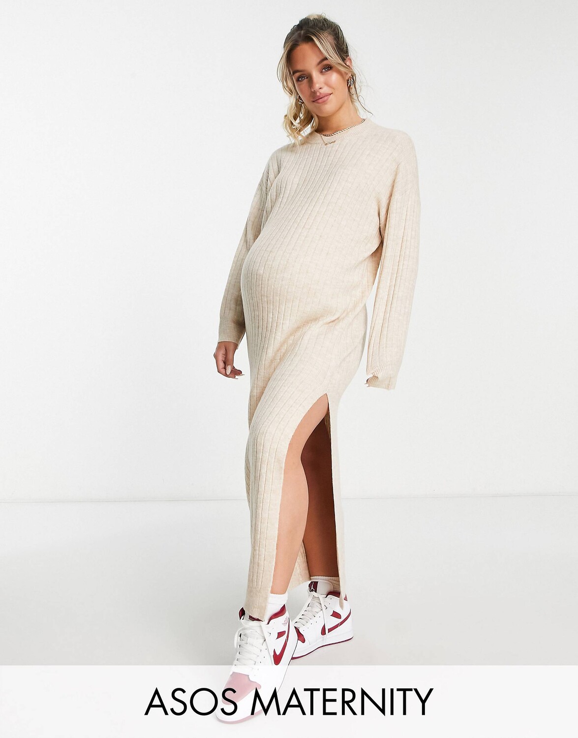 

Трикотажное платье макси в широкую рубчик ASOS DESIGN Maternity цвета овсянки