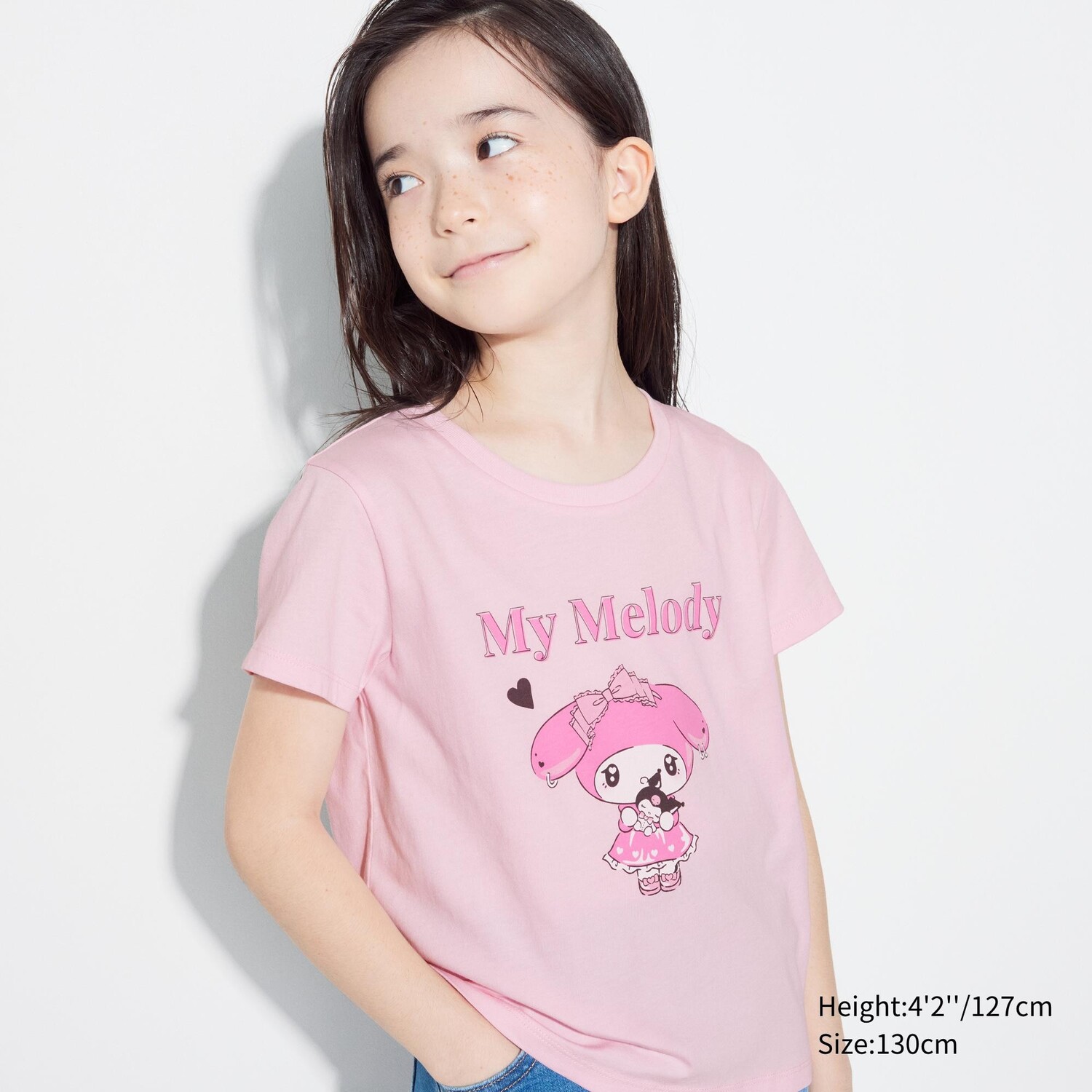 

Футболка UNIQLO Sanrio укороченная с принтом, розовый