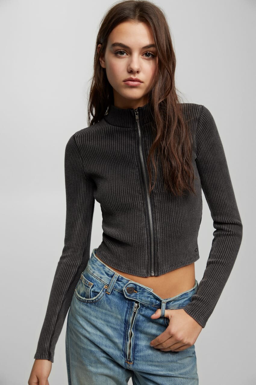 

Кардиган на молнии в рубчик Pull&Bear, блеский черный