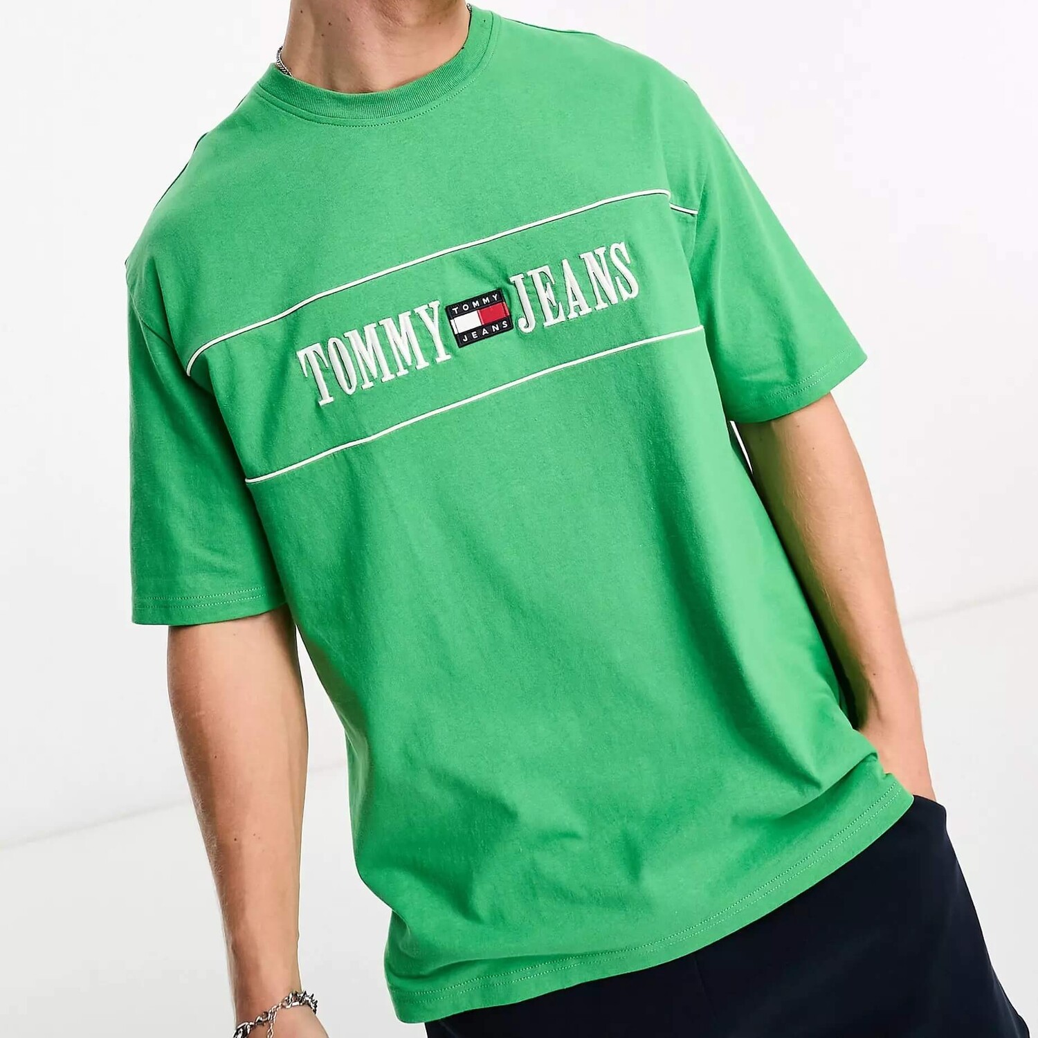 

Футболка с логотипом Tommy Jeans Stripe Flag, зеленый