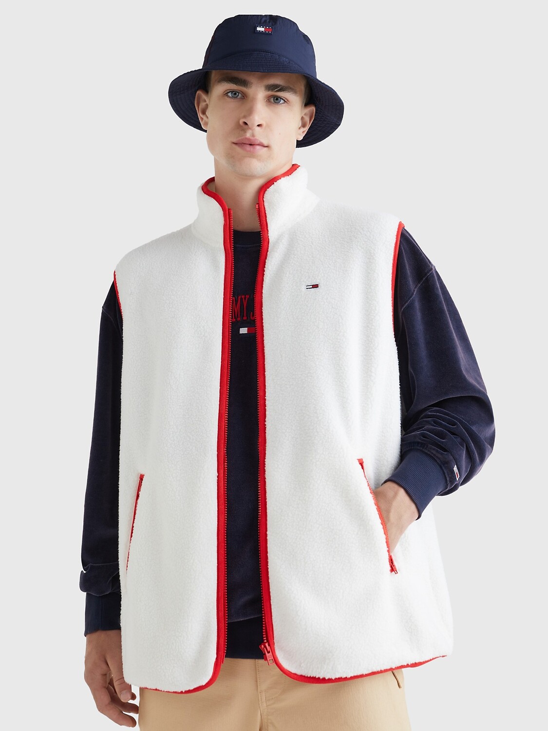 

Жилет из шерпы с логотипом Tommy Hilfiger, древний белый