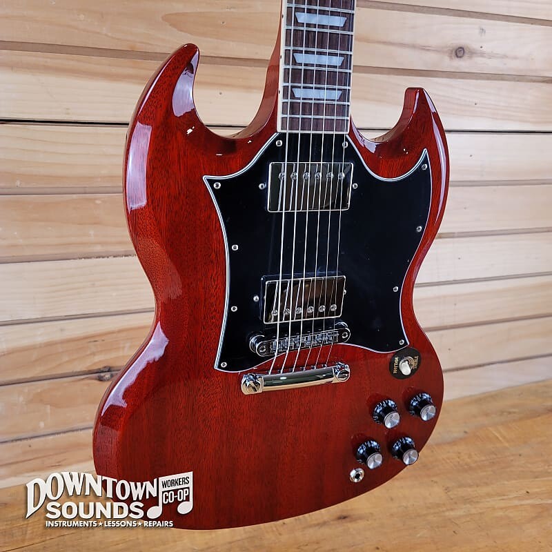 

Электрогитара Gibson SG Standard with Gibson Soft Shell Case - Heritage Cherry