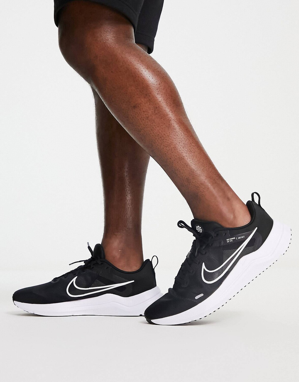 

Мужские кроссовки Nike Running Downshifter 12, черно-белый, Черный