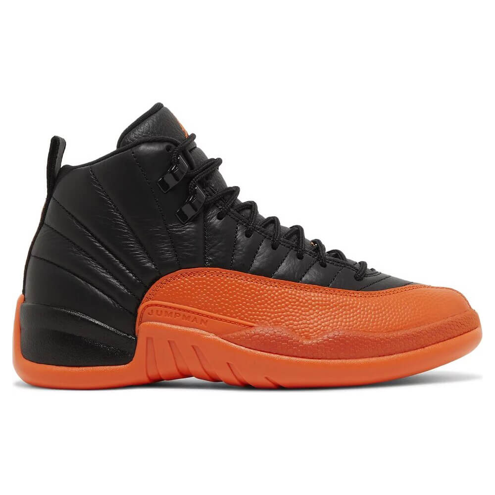 Кроссовки Nike Wmns Air Jordan 12 Retro Brilliant Orange, черный/оранжевый