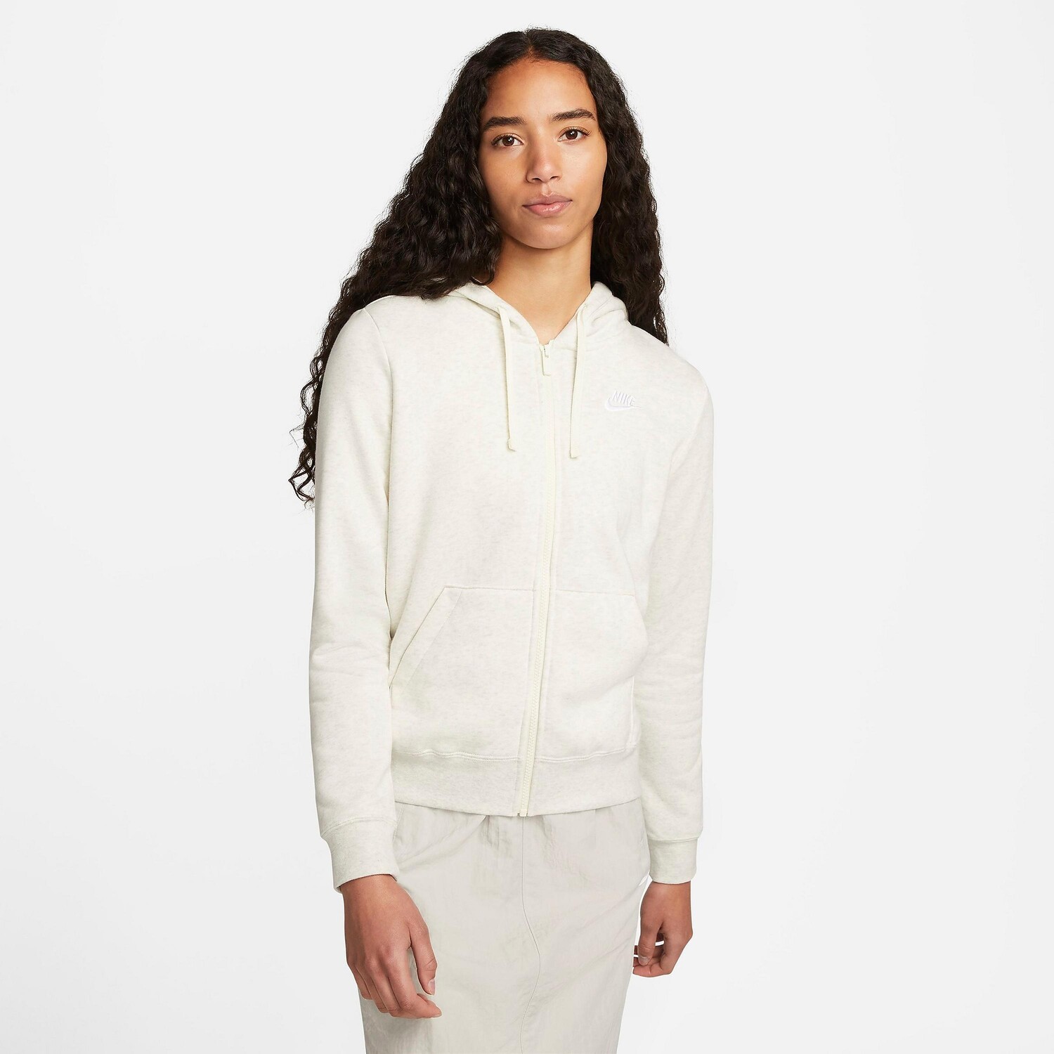 

Женская худи Nike Sportswear Club Fleece с молнией во всю длину, белый