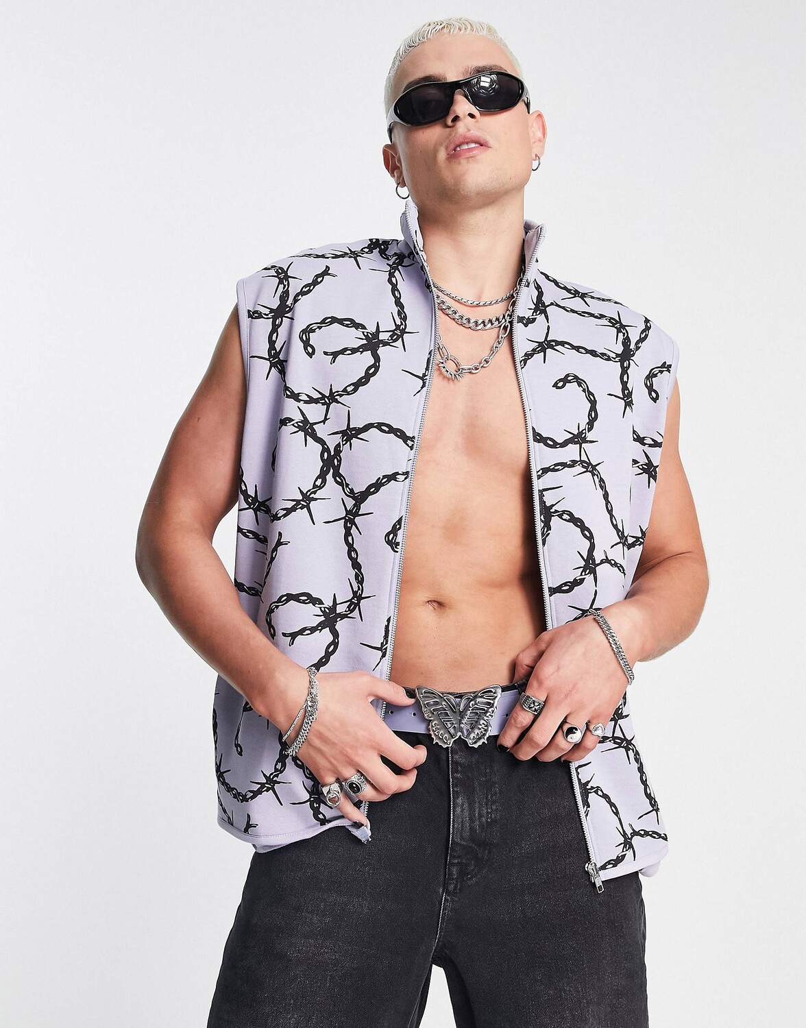 

Фиолетовый жилет на молнии с принтом в виде колючей проволоки ASOS DESIGN