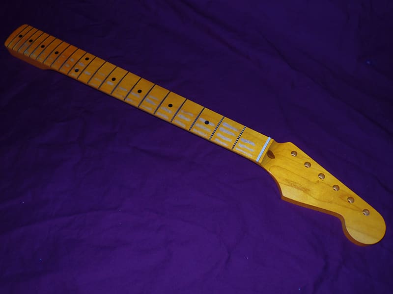 21 лад 7.25 Radius V Relic Stratocaster Allparts Fender Licensed Кленовый гриф Stratocaster Neck