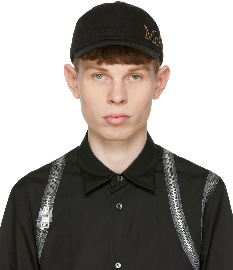 

Черная кепка с логотипом Alexander McQueen