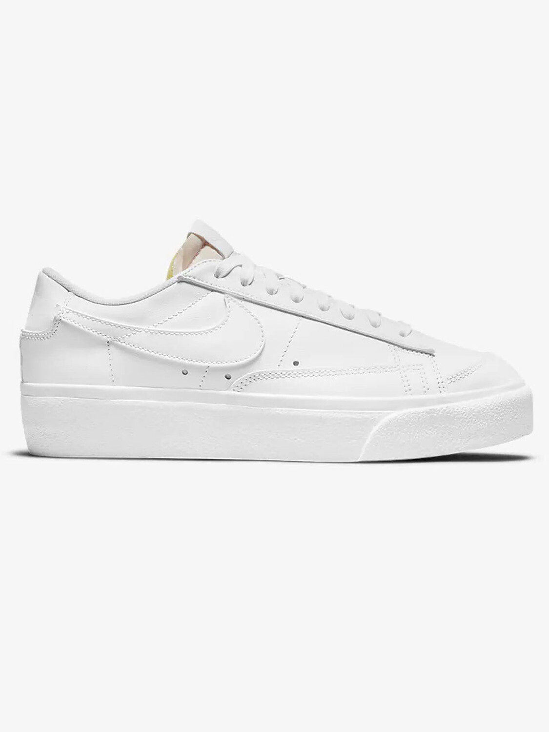 

Женский блейзер Nike на низкой платформе, белый