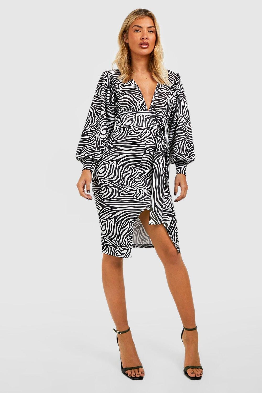 

Платье миди с завязкой на талии зебра Boohoo, черный