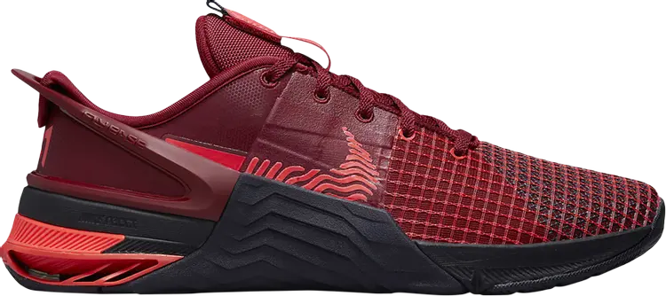 

Кроссовки Nike Metcon 8 FlyEase 'Team Red', красный, Красный;коричневый