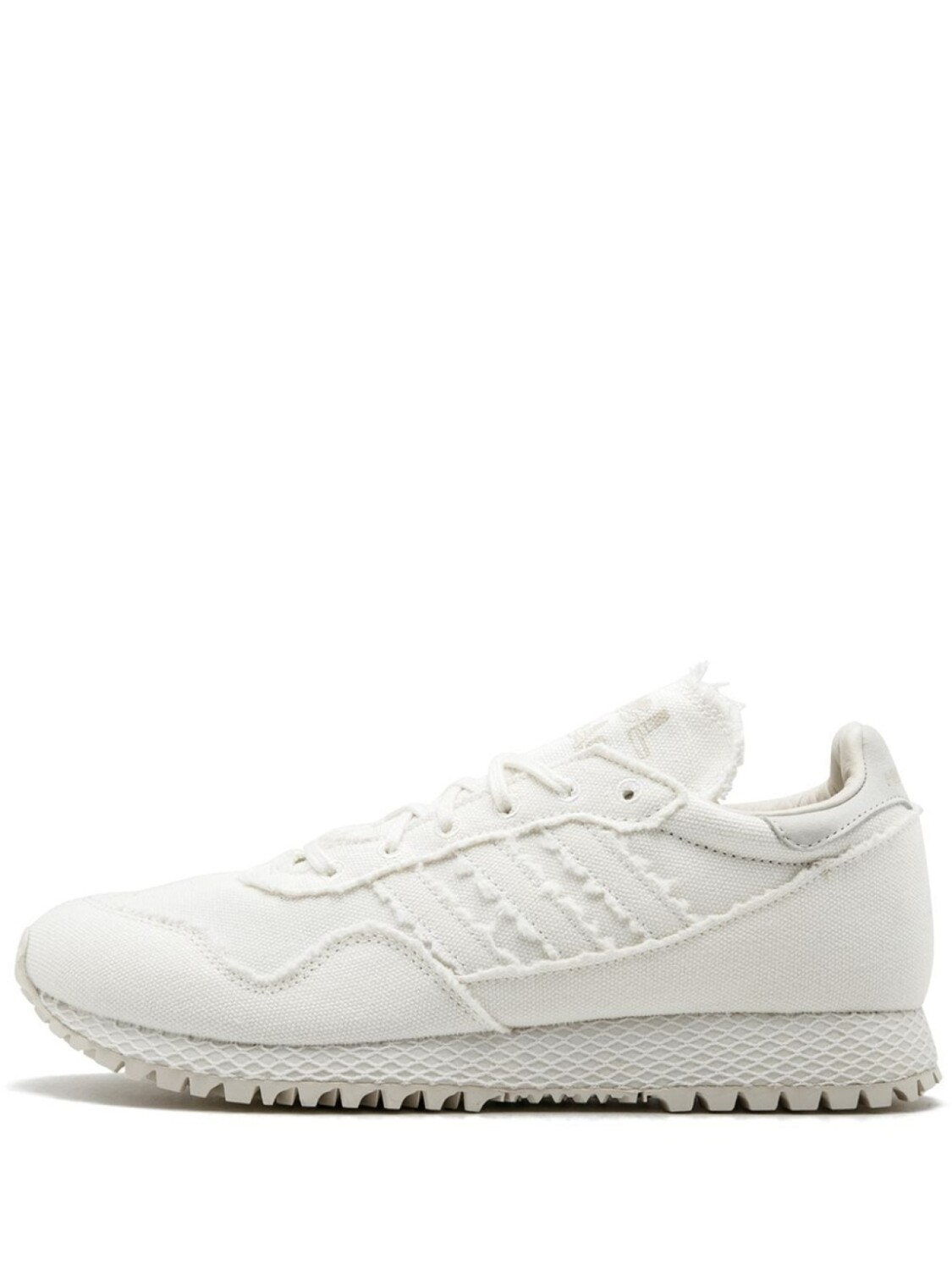 

adidas кроссовки New York из коллаборации с Daniel Arsham, белый
