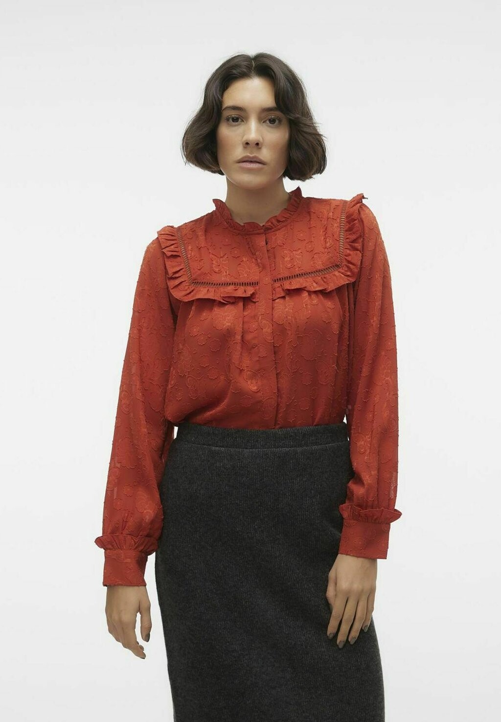 

Рубашка Vero Moda, цвет red ochre