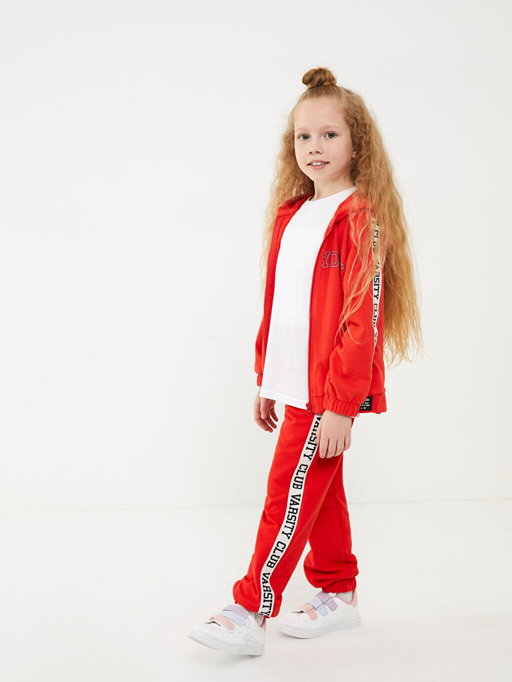 

Спортивные штаны для бега для девочек с принтом на эластичной талии LCW Kids