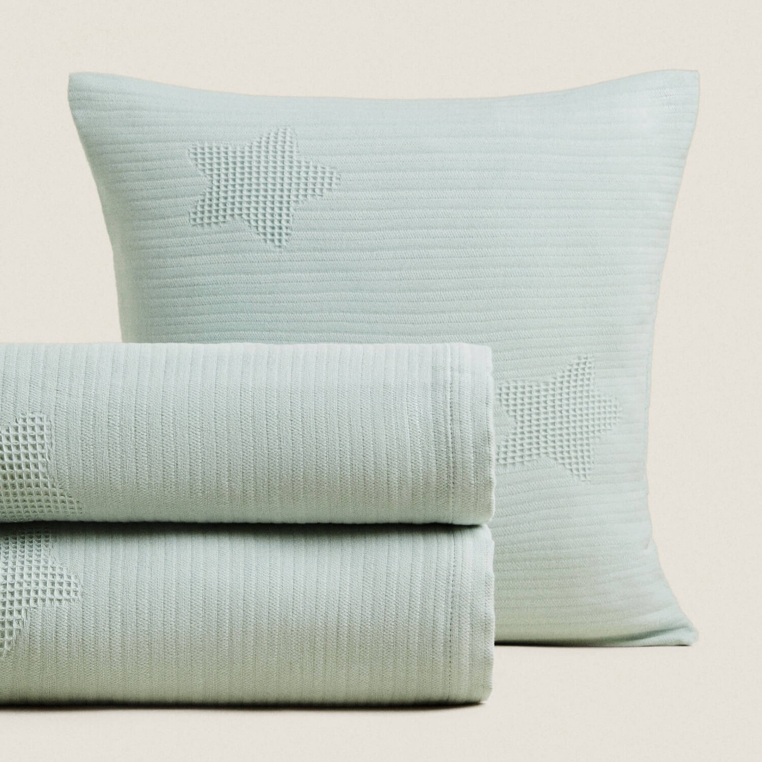 

Покрывало с узором Звезды Zara Home, серо-голубой
