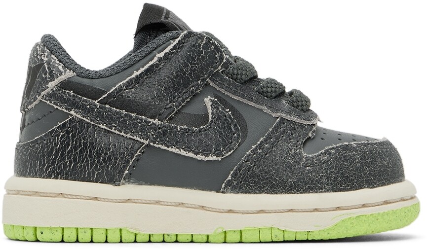 

Кроссовки Baby Grey Dunk Low SE Nike