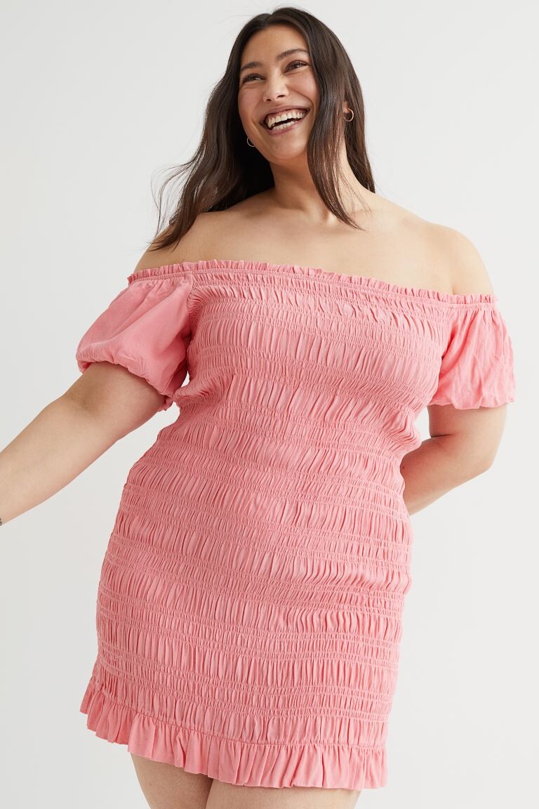 

H&M+ Облегающее платье с эластичной сборкой, розовый