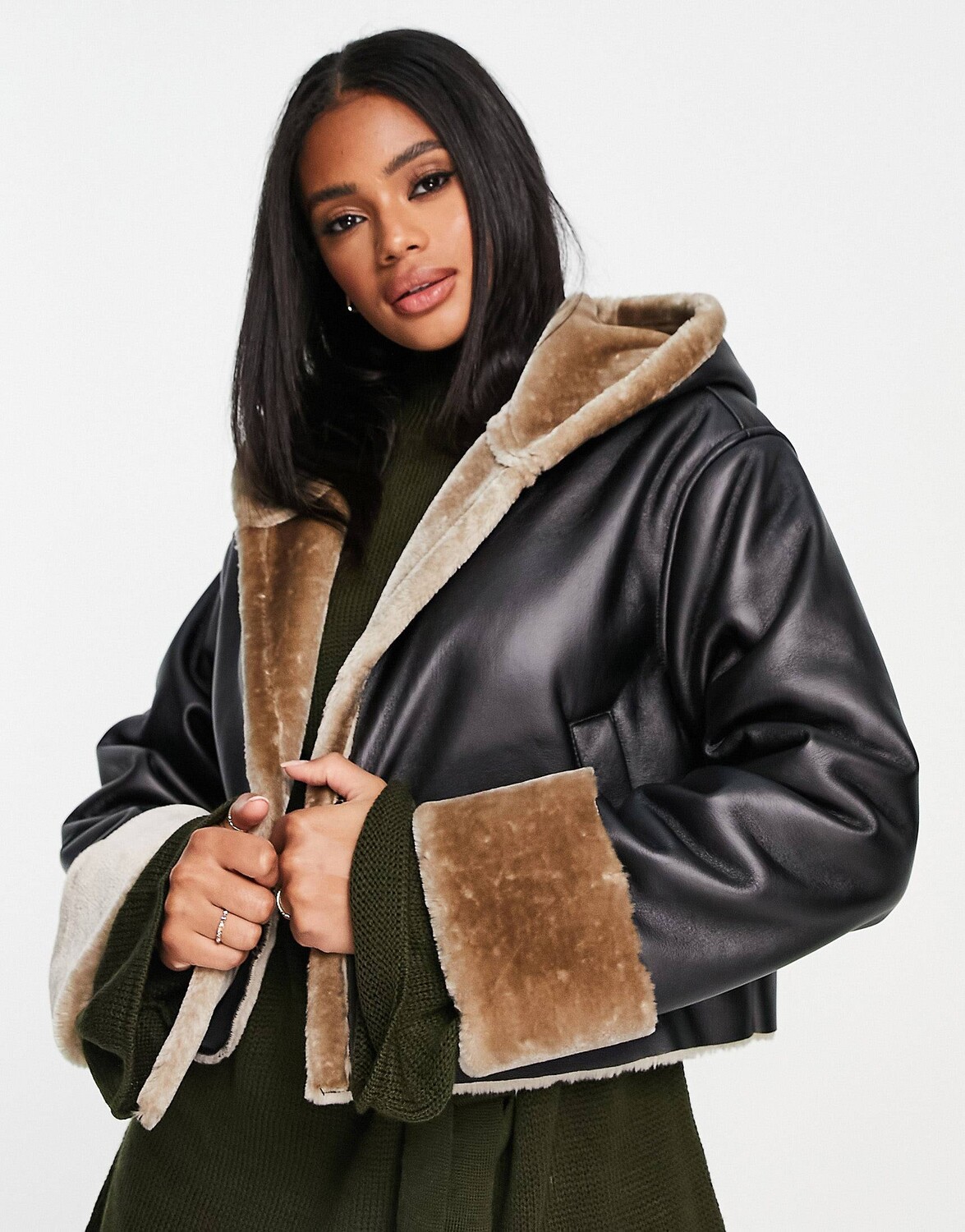 

Черная укороченная куртка борг с капюшоном ASOS DESIGN, Черный