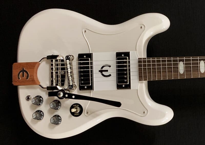 

Crestwood Custom - Polaris White Epiphone