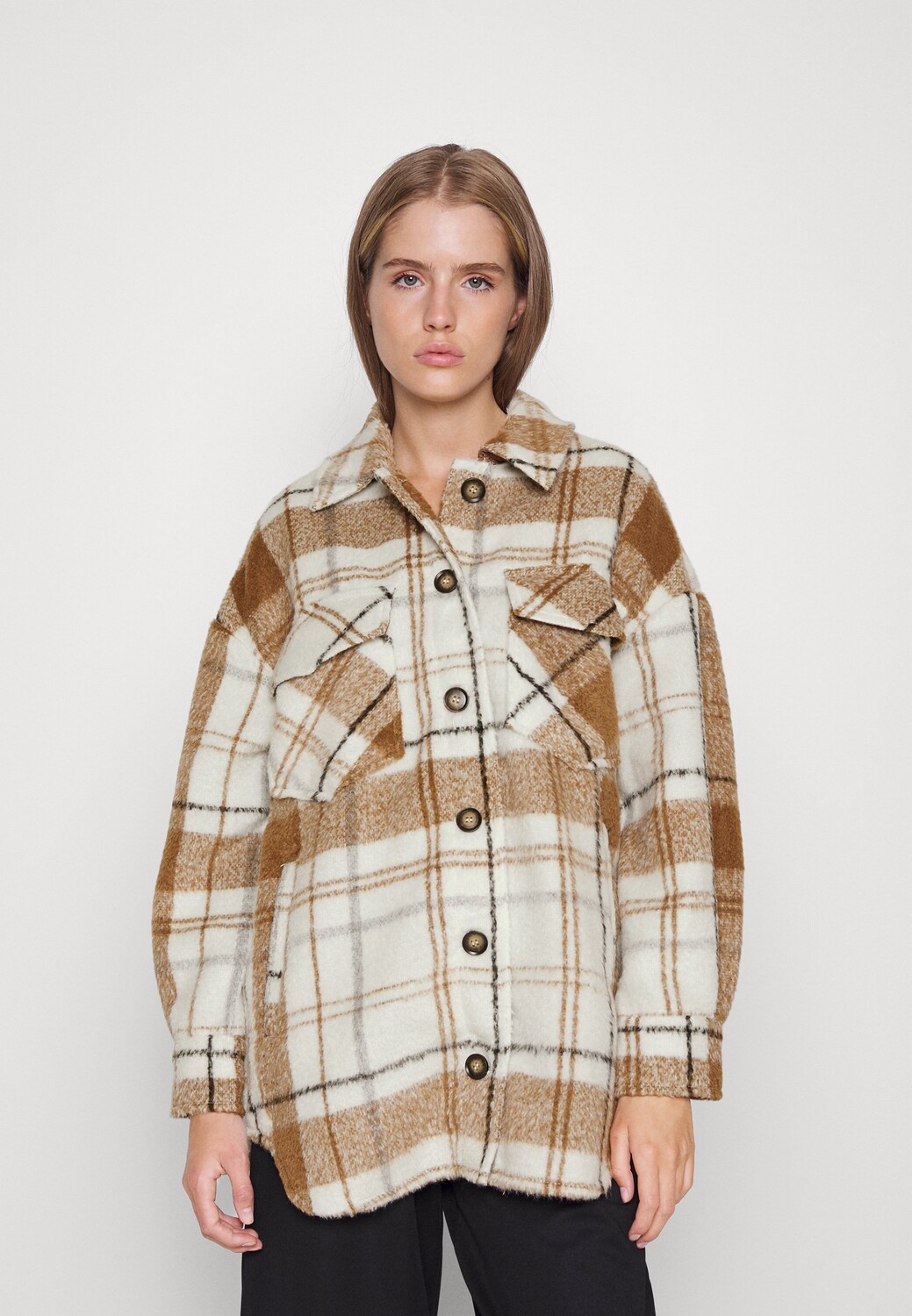 

Пальто короткое Vero Moda Petite, коричневый