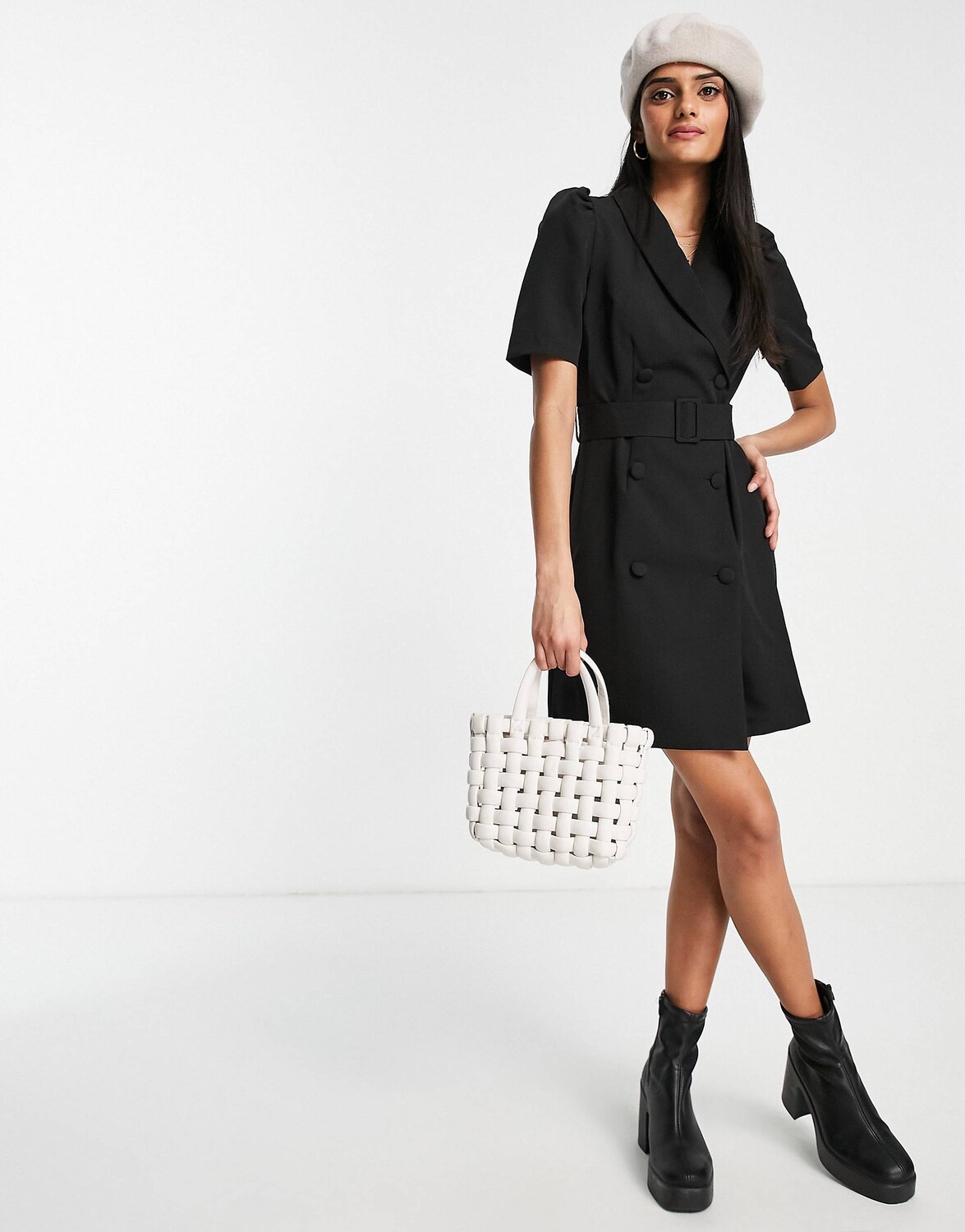 

Черное платье-смокинг с поясом Miss Selfridge