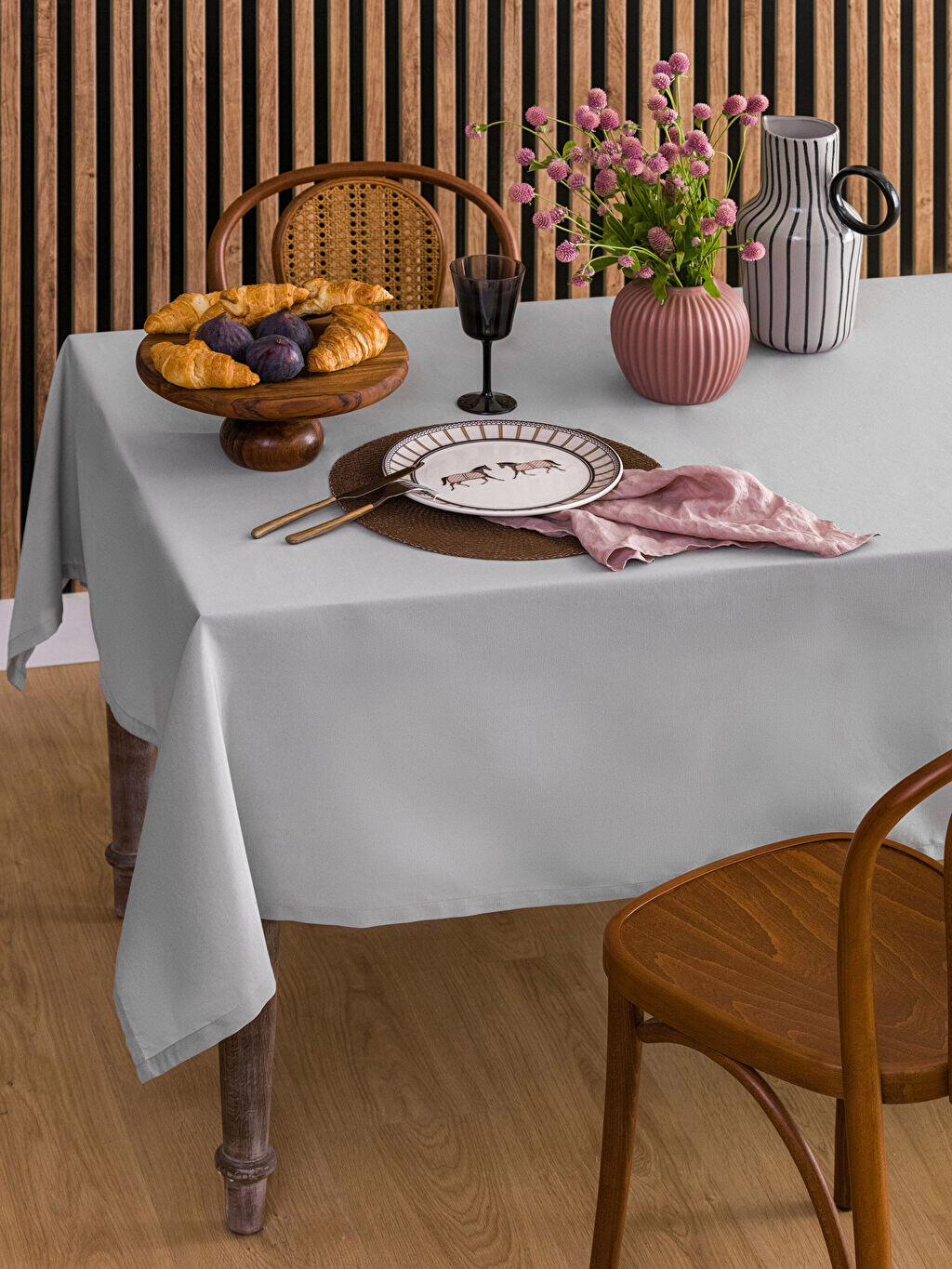 

Плоская скатерть 150x200 см LCW Home